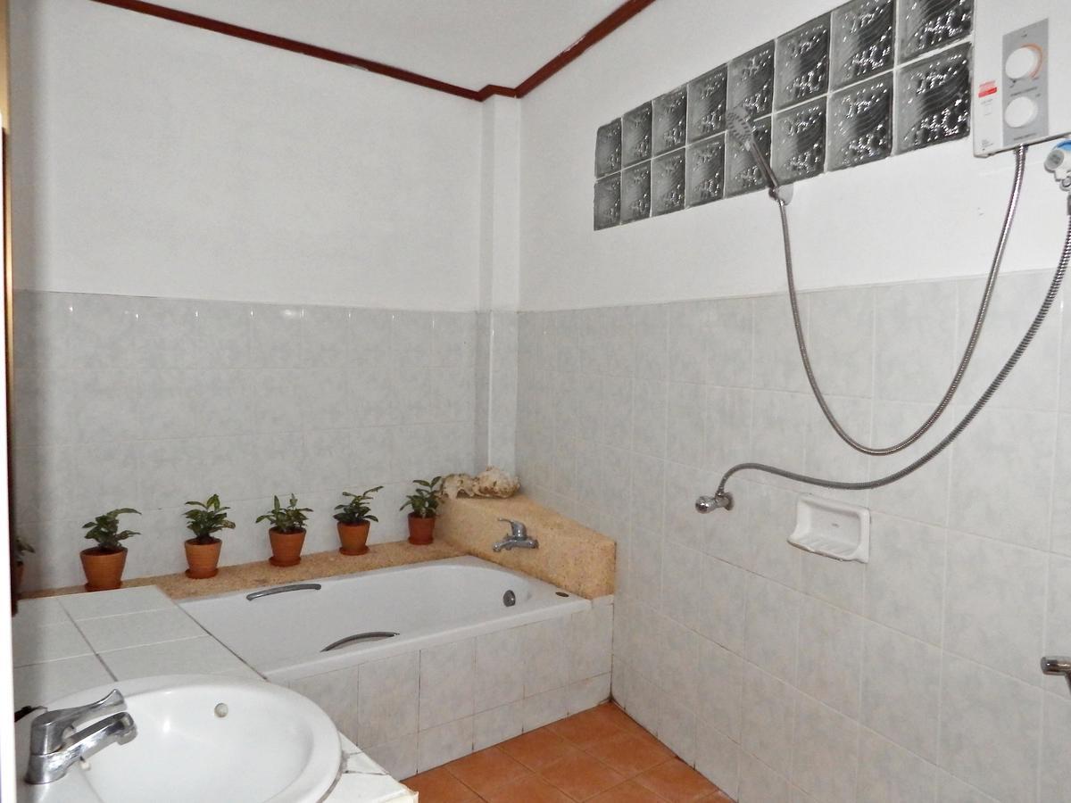White Rabbit Hostel Bankhaj Kültér fotó