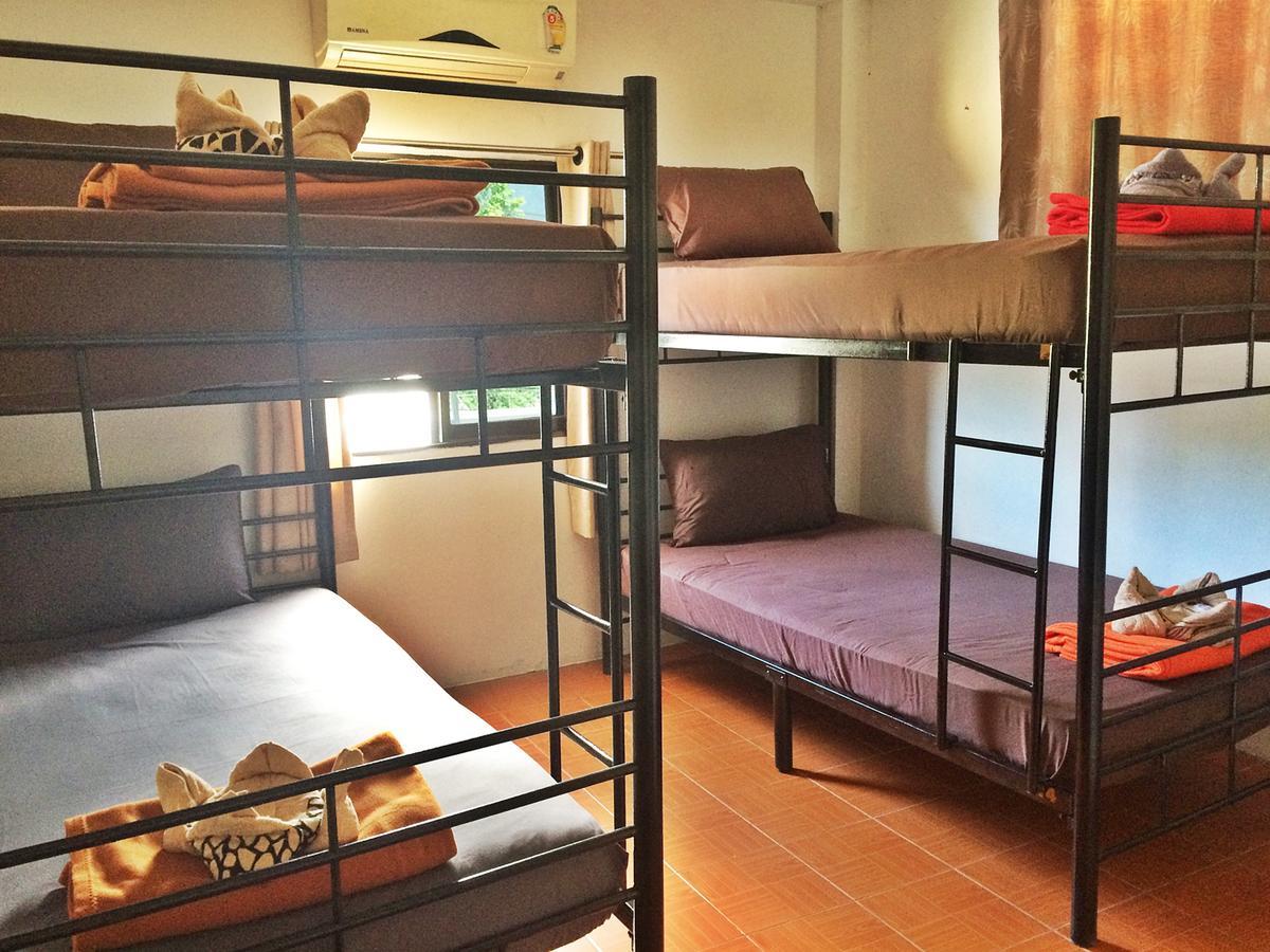 White Rabbit Hostel Bankhaj Kültér fotó